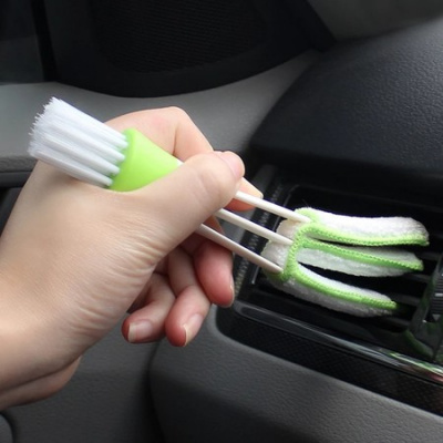 Automotive keyboard cleaning brush, versatile car cleaning tool, cleaning brush